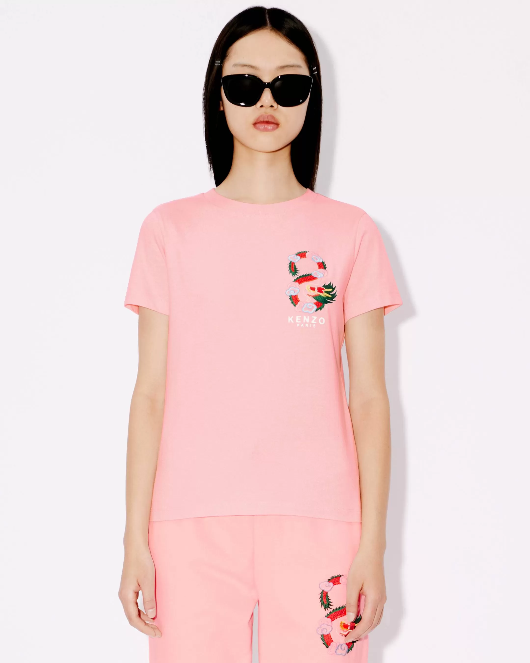 Discount Camiseta clásica con parche 'Year of the Dragon' bordado Mujer Camisetas y Polos | Regalos
